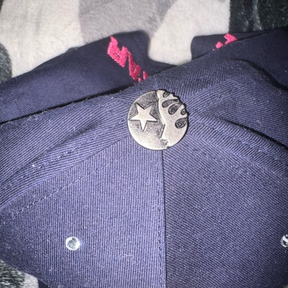 Hellstar OG Logo Rhinestone SnapBack - Picture 3 of 10